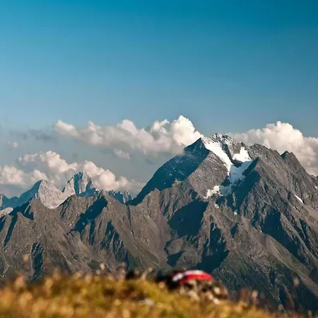 In Stubai Valley Near Slopes Apartment